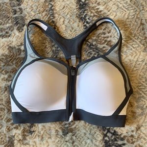 Champion formed cups zipper front sports bra 36D